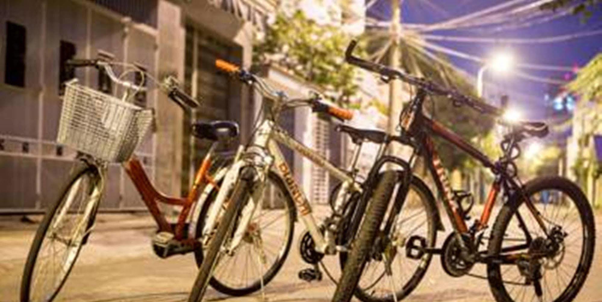 Spot On 883 Hachi Hostel 岘港 外观 照片
