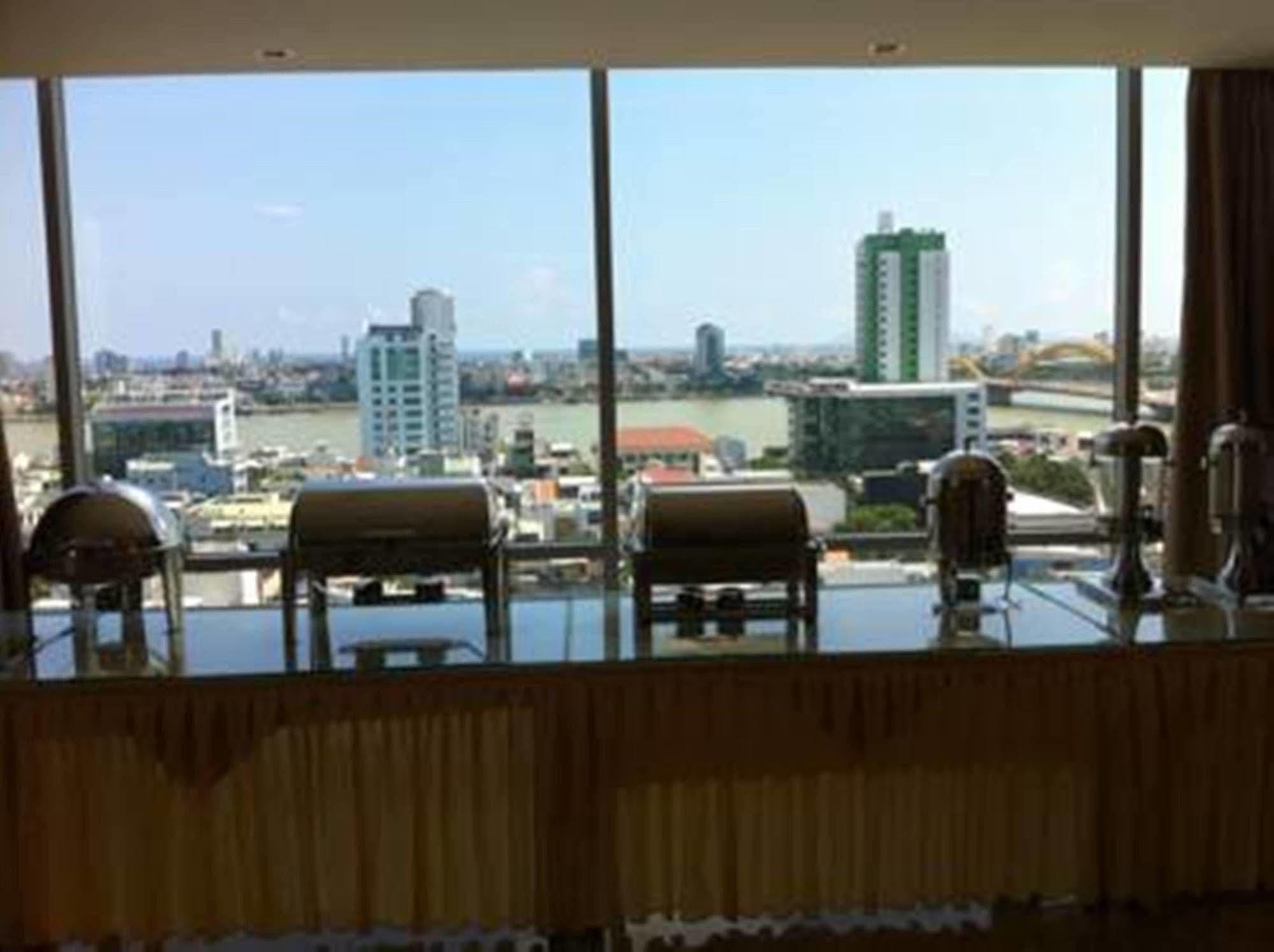 Spot On 883 Hachi Hostel 岘港 外观 照片